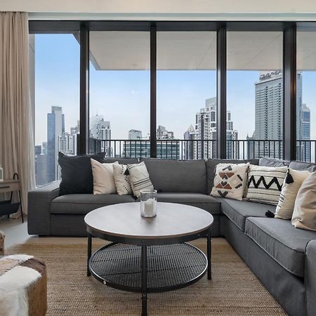 Breathtaking City Views From Dt Apt With Terrace 迪拜 外观 照片